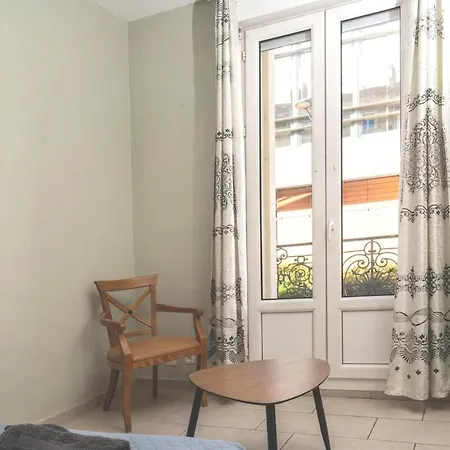 Belle Étape-Meublé de Tourisme 3 étoiles -Résidence Les Logis de Béziers-Garage optionnel-Cœur de ville-Plages à 16km ! Appartamento Béziers