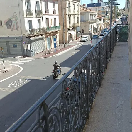 Belle Étape-Meublé de Tourisme 3 étoiles -Résidence Les Logis de Béziers-Garage optionnel-Cœur de ville-Plages à 16km ! Appartamento *